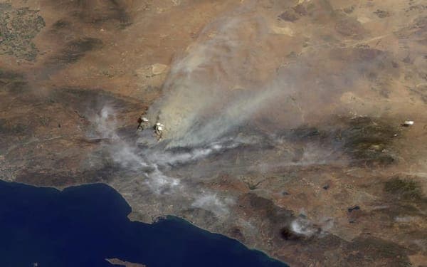 NASA/JPL-Caltech MISR — Station Fire smoke over Southern California, 2009 (PIA12190)